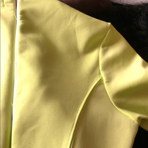 Missguided scuba dress in lime green - Picture 4 of 4